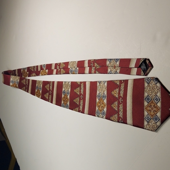 Henry Grethel Neck Tie - Picture 6 of 8